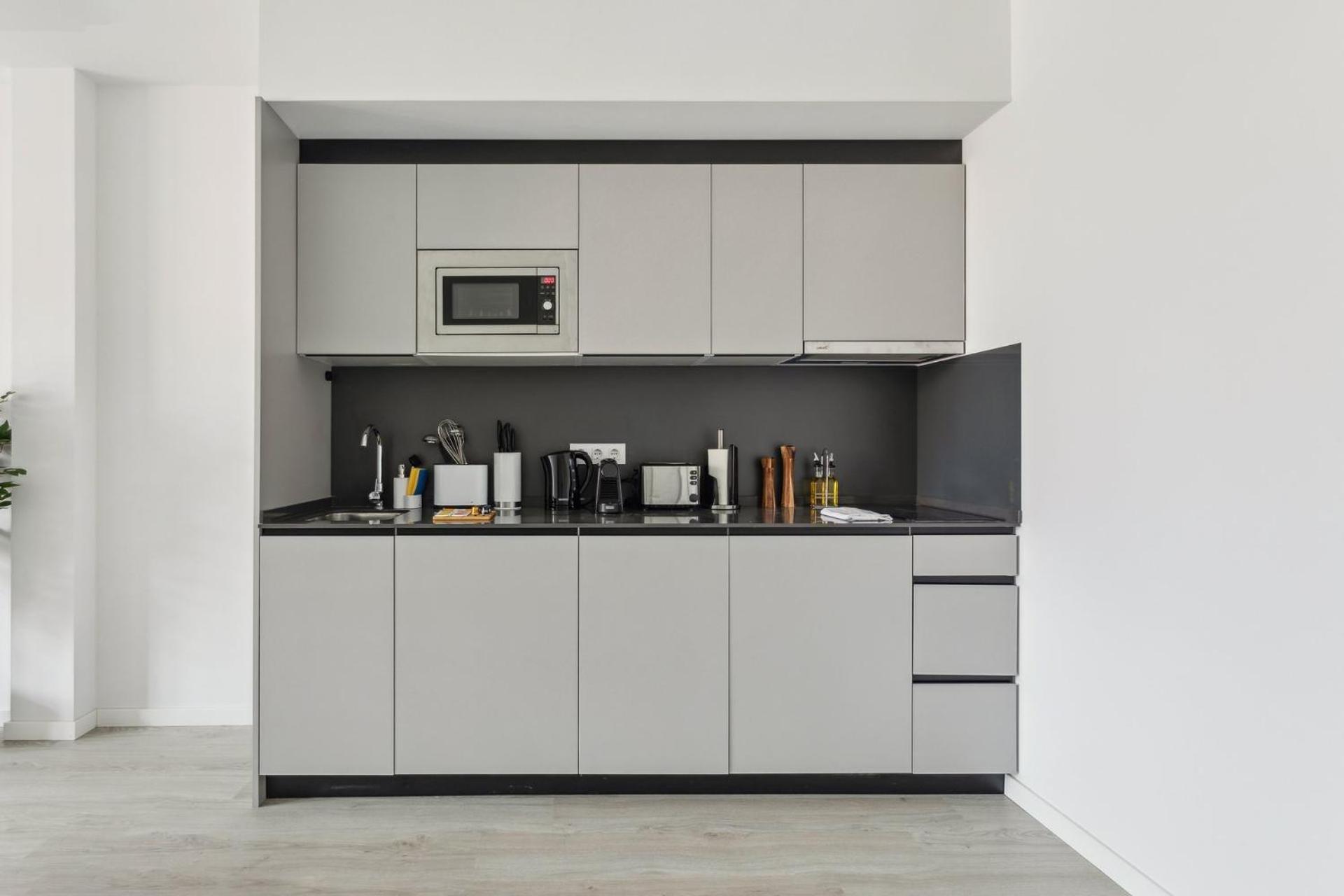 Limehome Valencia Calle De Cadiz Bagian luar foto